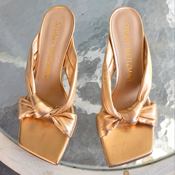 Stuart Weitzman Shoes - Stuart Weitzman Metallic Bronze Heels